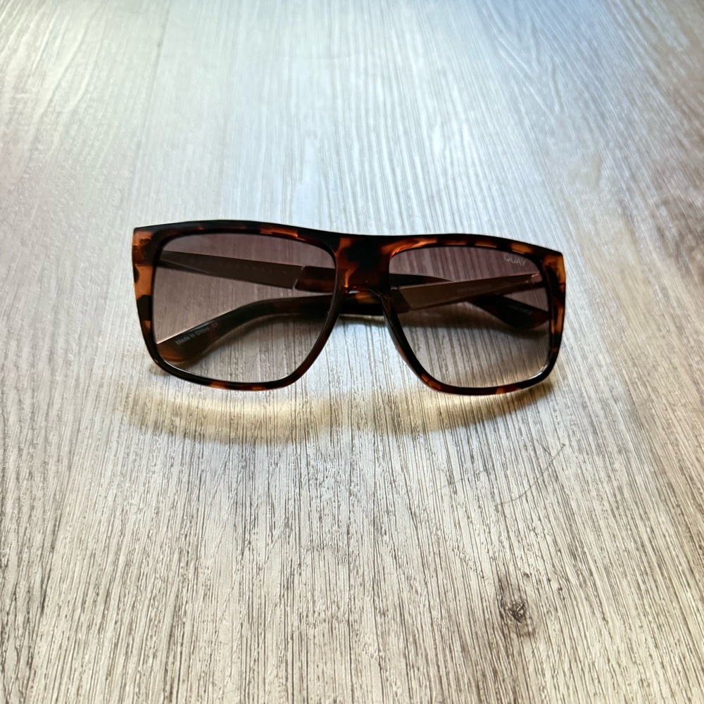 quay australia incognito brown tortoise oversized shield sunglasses eyewear NEW